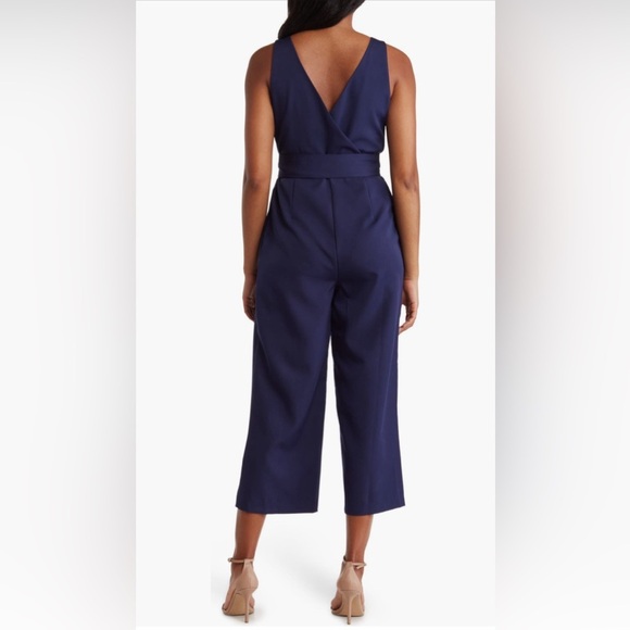 Sam Edelman Tie Waist Crop Wide Leg black Jumpsuit/size 8 - Picture 2 of 3